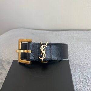 YSL Cassandre Belt in Grained Calfskin YSL 85/ CA 34